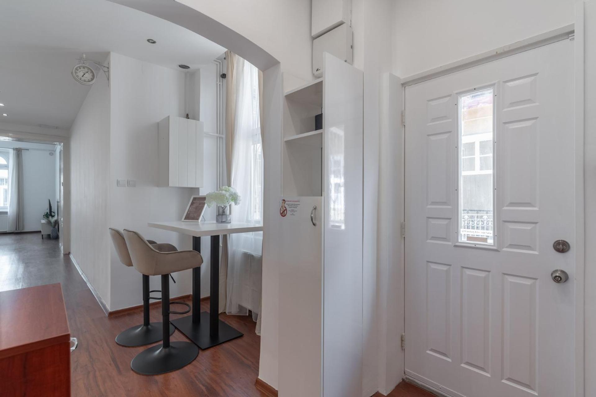 Deluxe And Cozy City Center Suite For 8Ppl Budapest Exterior photo