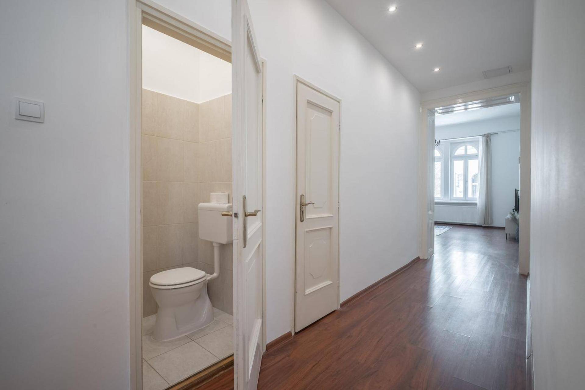 Deluxe And Cozy City Center Suite For 8Ppl Budapest Exterior photo